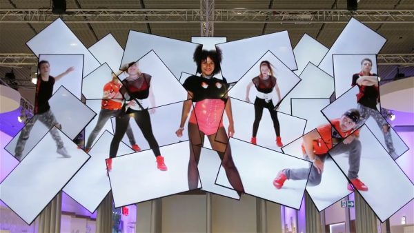 APEX減速機在舞蹈展示了非凡的展覽概念.jpg APEX減速機在舞蹈展示了非凡的展覽概念.jpg