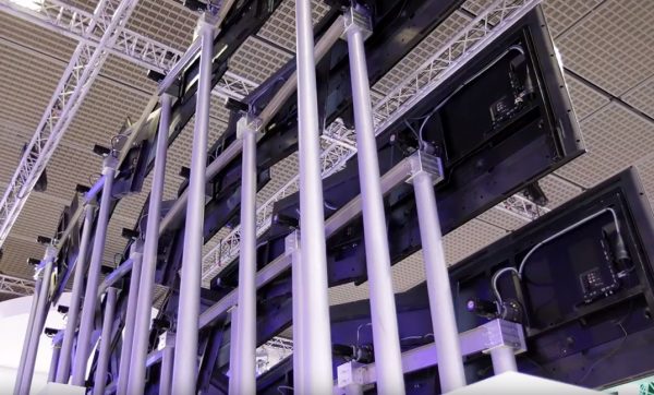 APEX減速機在舞蹈展示了非凡的展覽概念.jpg APEX減速機在舞蹈展示了非凡的展覽概念.jpg