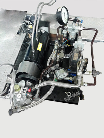 高轉(zhuǎn)速伺服電機在軍工直升機上的應(yīng)用.jpg 高轉(zhuǎn)速伺服電機在軍工直升機上的應(yīng)用.jpg